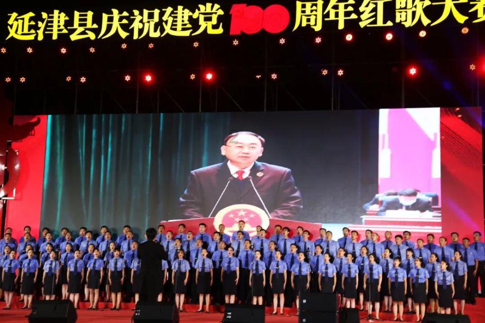 因为这张剧照，看完了整部电影